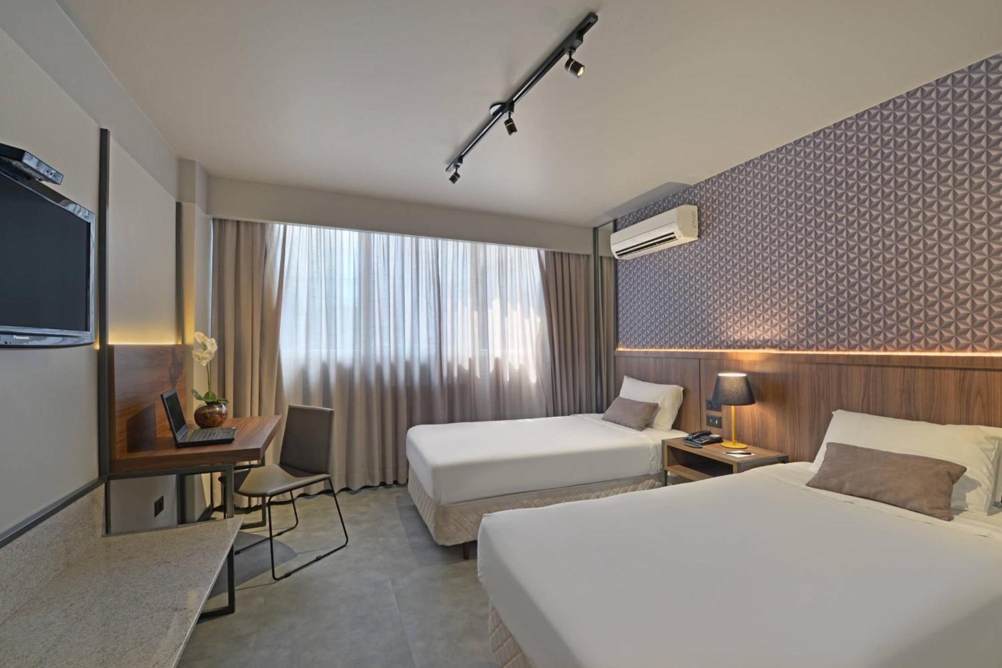 Hotel Deville Business Maringá Dış mekan fotoğraf