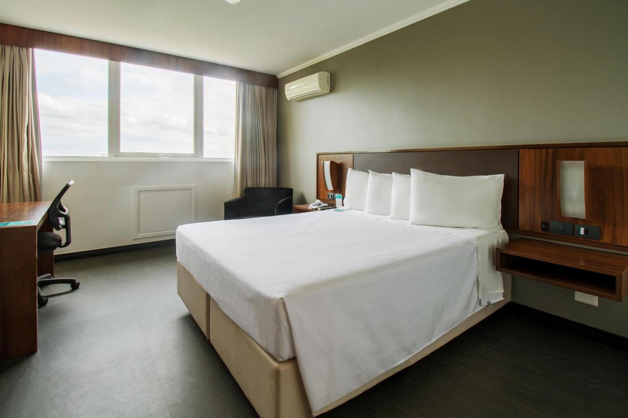 Hotel Deville Business Maringá Dış mekan fotoğraf